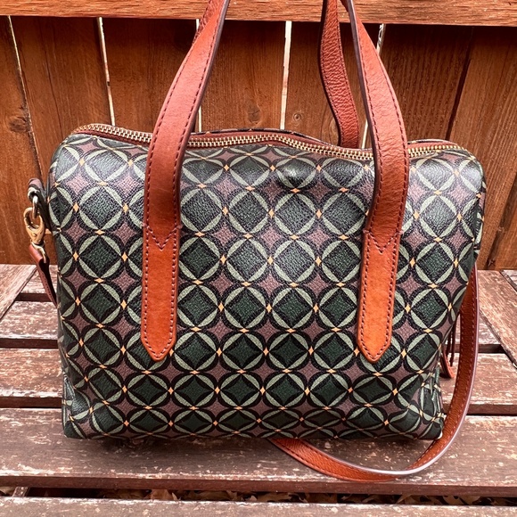 Fossil Green Print Bowler Bag with Matching Zip Around Clutch Wallet Set - Picture 5 of 11